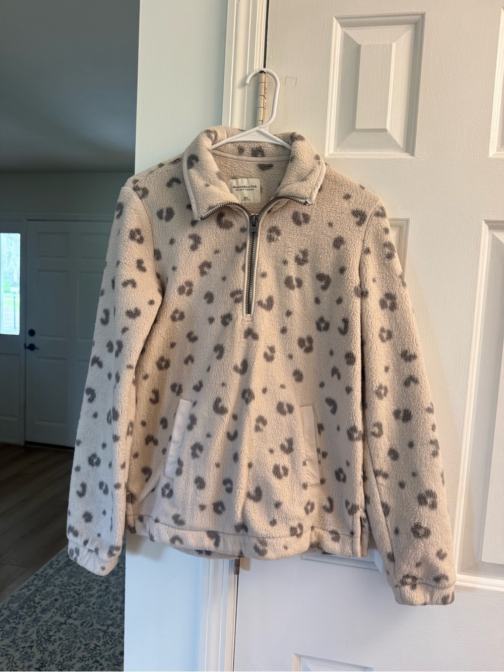 Abercrombie & Fitch Beige Leopard Sherpa Half-Zip Jacket